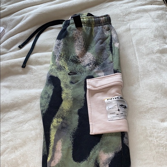 Nike sweats - Picture 2 of 2